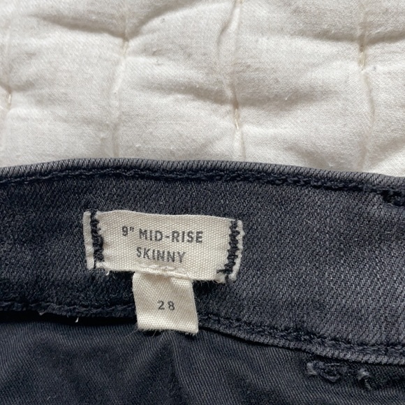 Madewell mid-rise raw hem skinny jeans - Picture 4 of 5